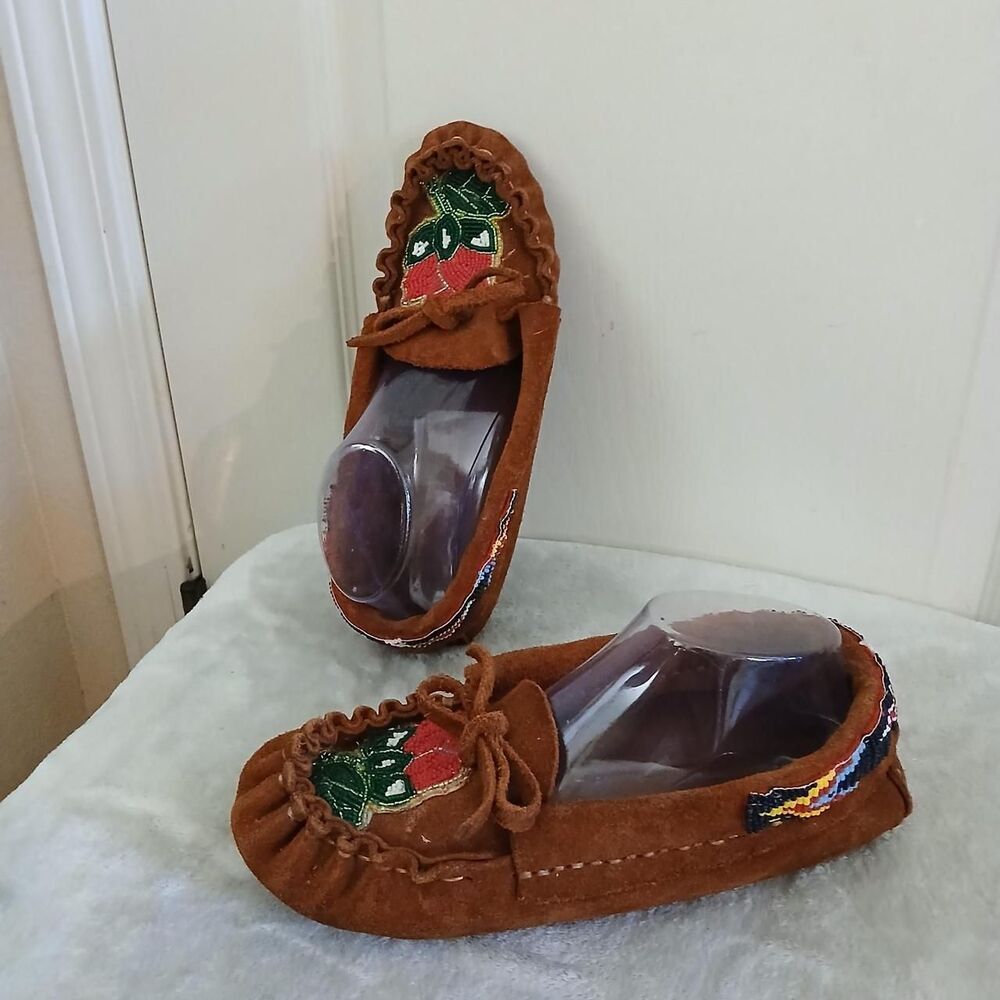Handmade Beaded Floral Suede Moccasins Soft Sole Earthing Slippers Southwestern